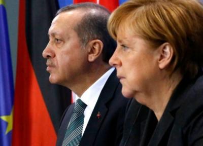 خبرنگاران اردوغان و مرکل تلفنی درباره سوریه و لیبی گفت وگو کردند