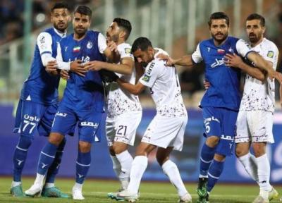 ببینید ، دو گل آبی پوشان در مقابل طرفدار مردود شد