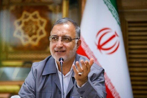زاکانی : مدیریت شهری دوره قبل روی پروژه ها خاک ریخته بود زاکانی : مدیریت شهری دوره قبل روی پروژه ها خاک ریخته بود ، می گفتند باید تهران را گران کنیم